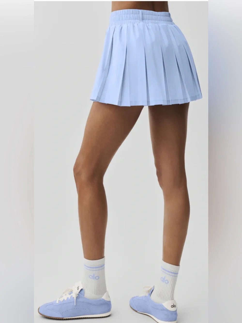 Like New! Alo Yoga Light Provence Blue Rally Tennis Skirt/ Medium